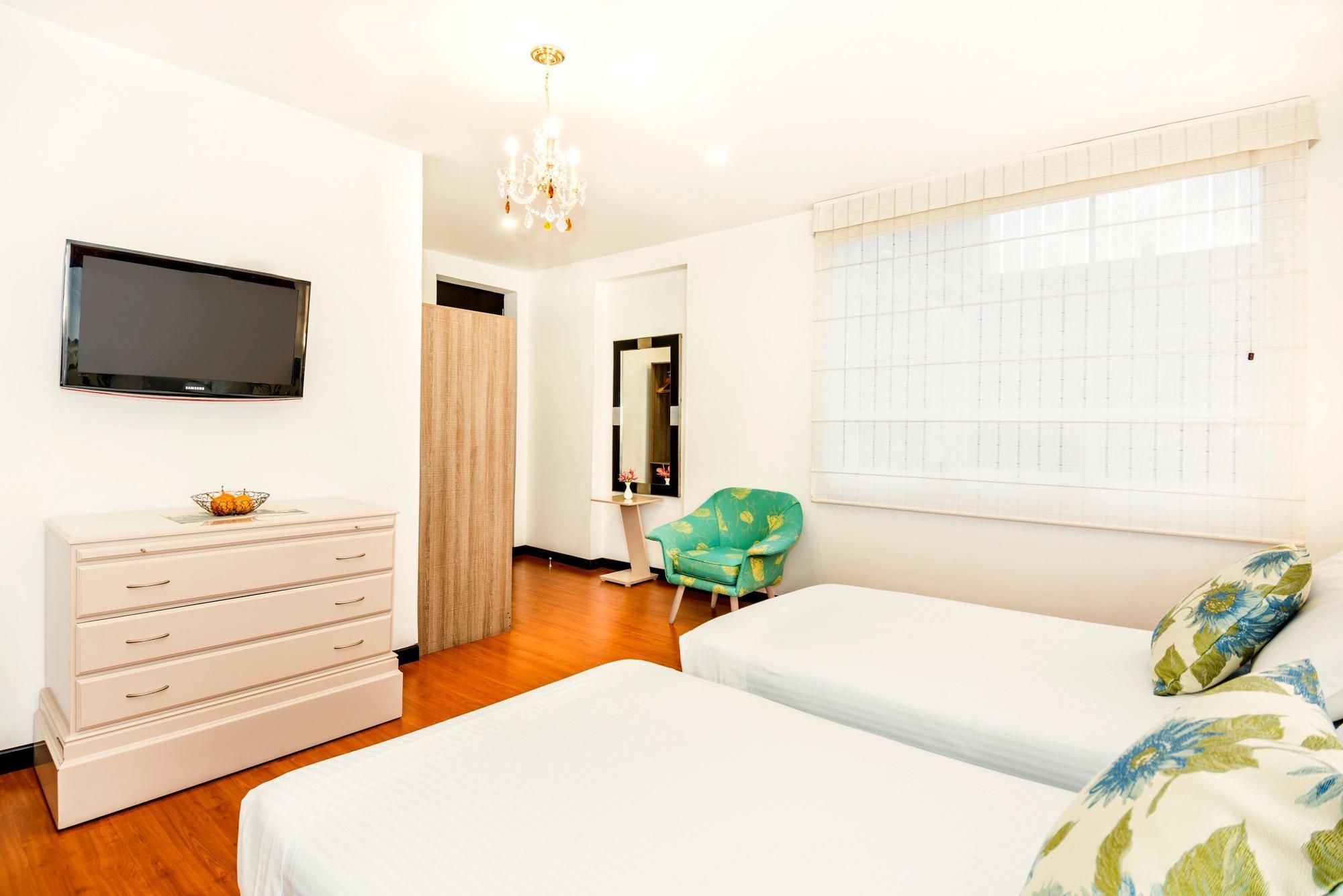 Matisse Hotel Bogota Buitenkant foto